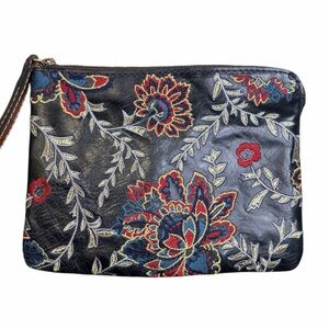 Patricia Nash Provencal Escape Cassini Leather Embroidered Wristlet Clutch